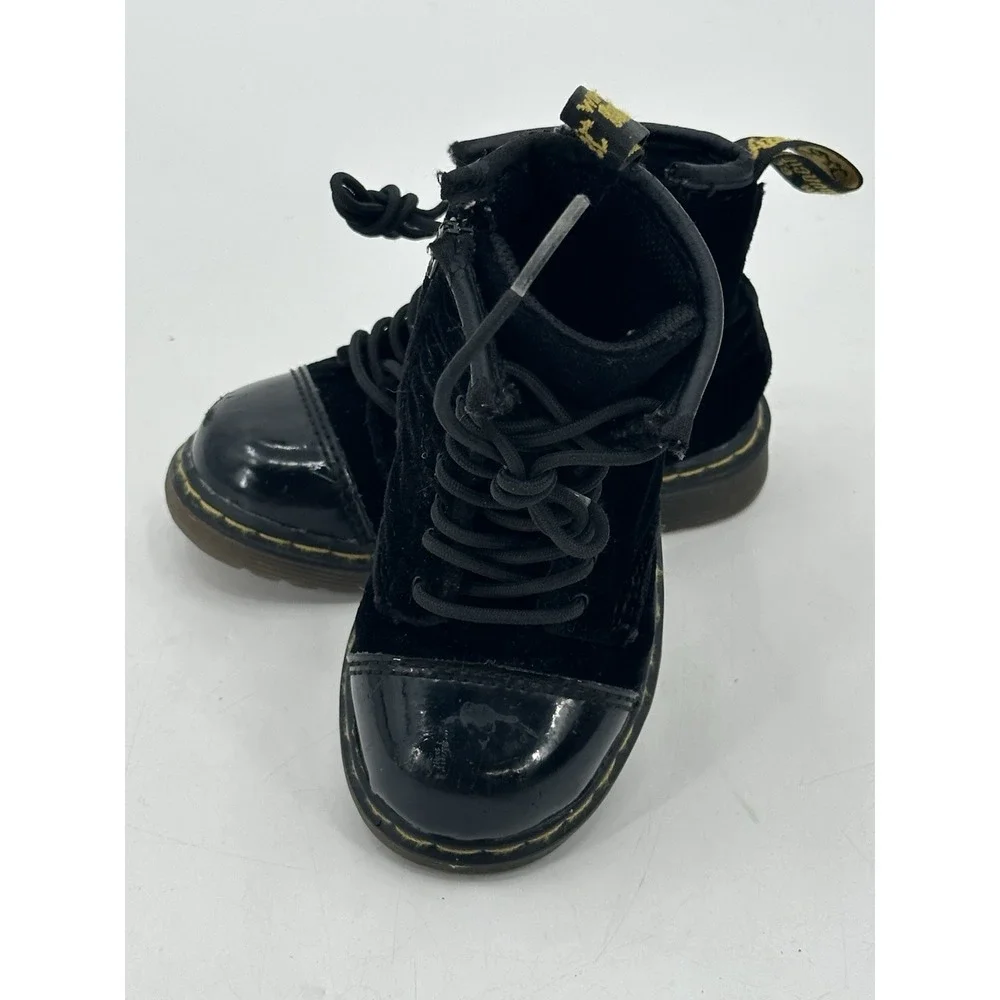 Dr. Martens Bunny Lace Up Zip Boots‎ Toddler Size 7 Black